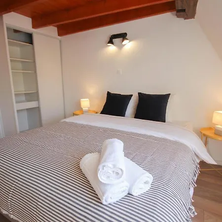 Vieux Lille: Bright, Functional