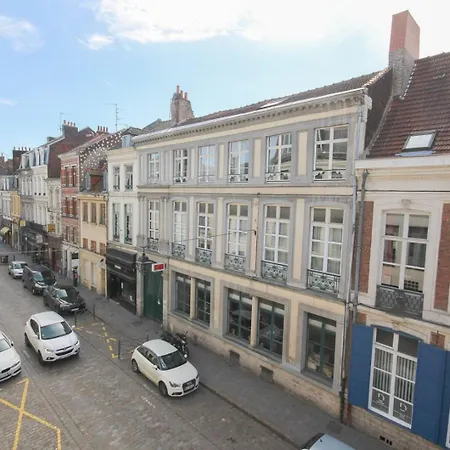 شقة Vieux Lille: Bright, Functional *