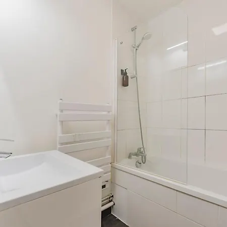 Vieux Lille: Bright, Functional * ليل